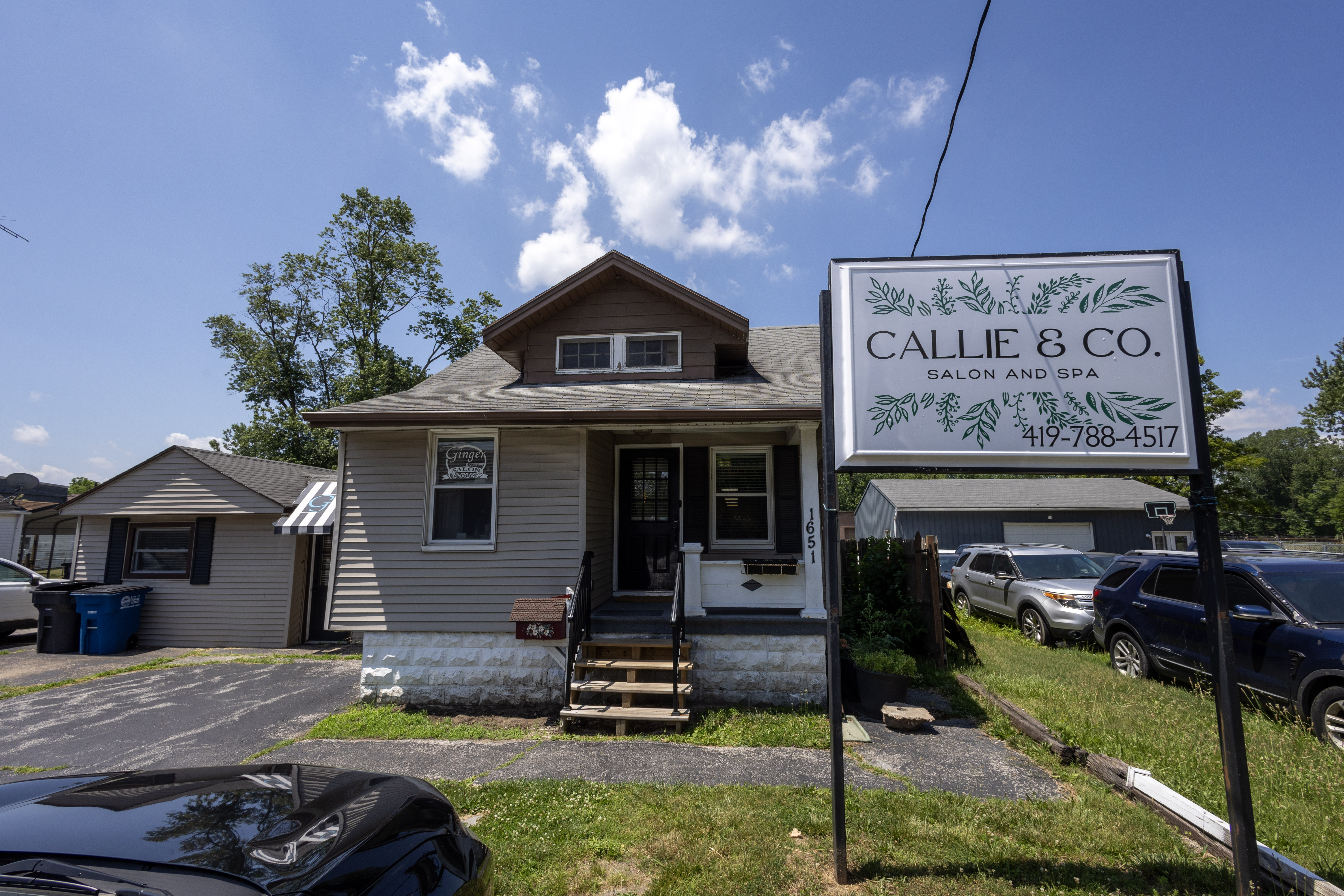 Beauty Salon Turnkey, Income Producing